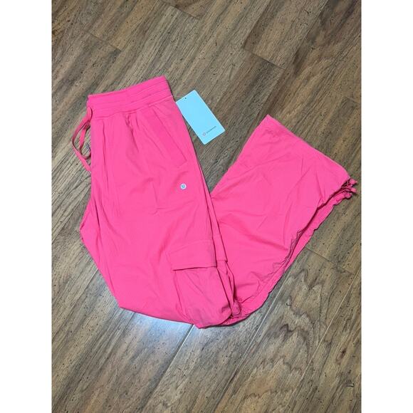 NWT Lululemon Dance Studio Relaxed Fit MR Cargo Pants Glaze Pink M - Picture 1 of 4